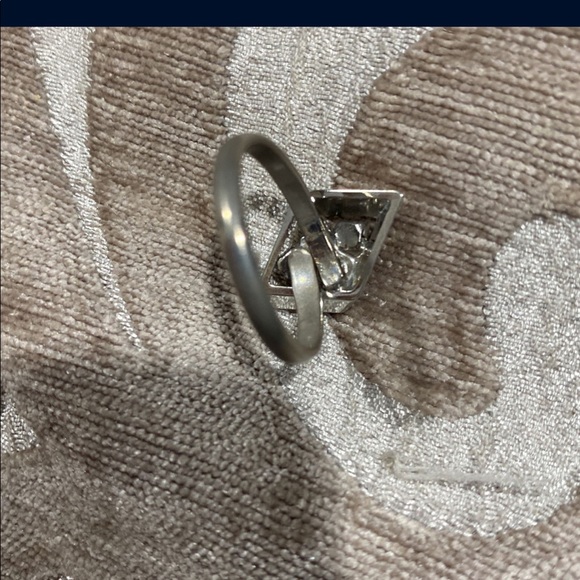 Adjustable ring - Picture 2 of 2